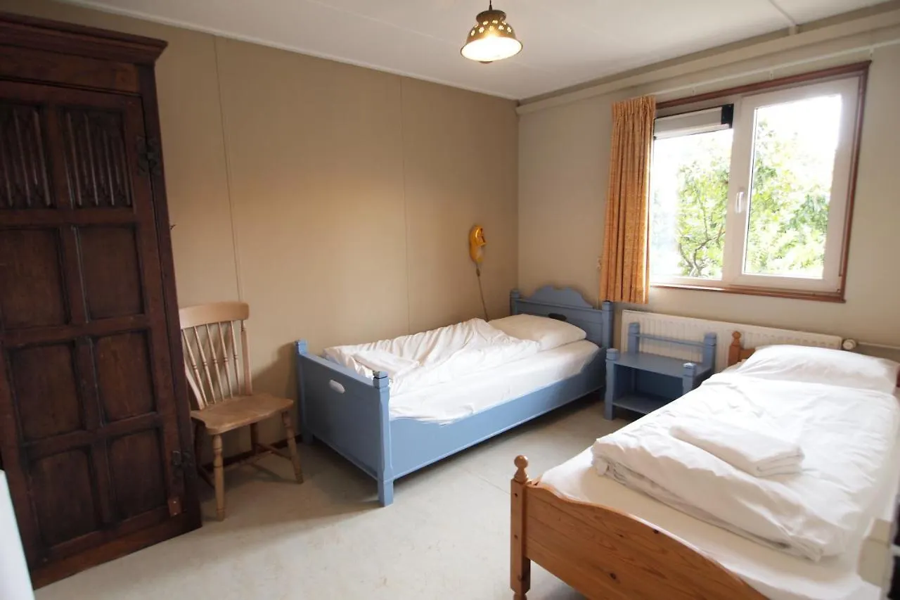 Amsterdam Farm Lodge 0*,