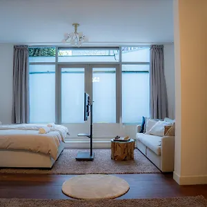 Skinny Bridge Boutique Guest house
