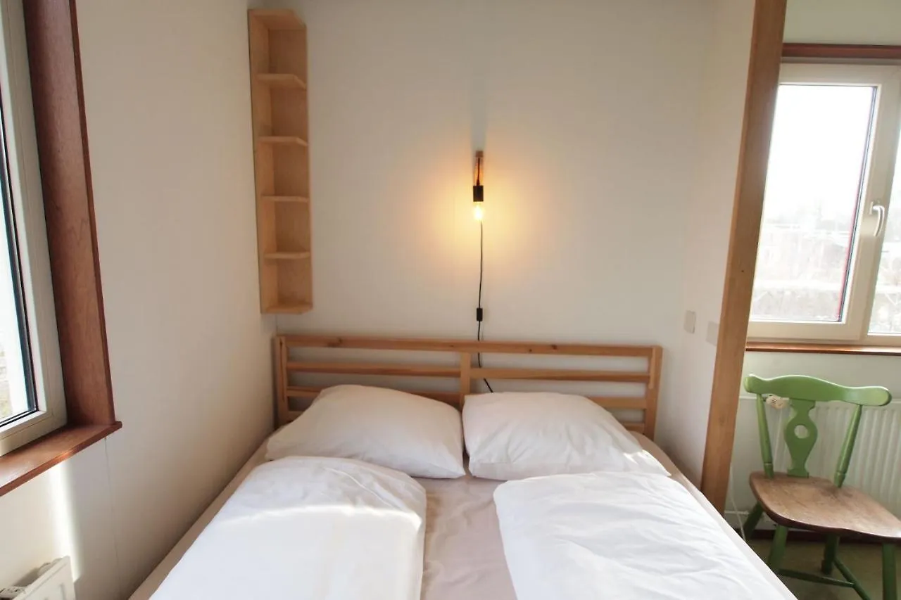 Amsterdam Farm Lodge 0*,