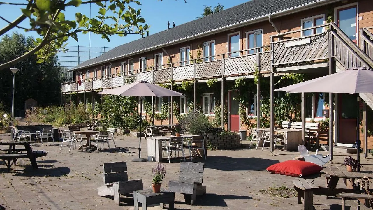 Amsterdam Farm Lodge Aparthotel
